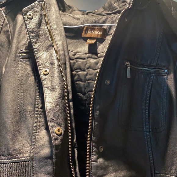 Hooded Leather Jacket - Black - Picture 6 of 9